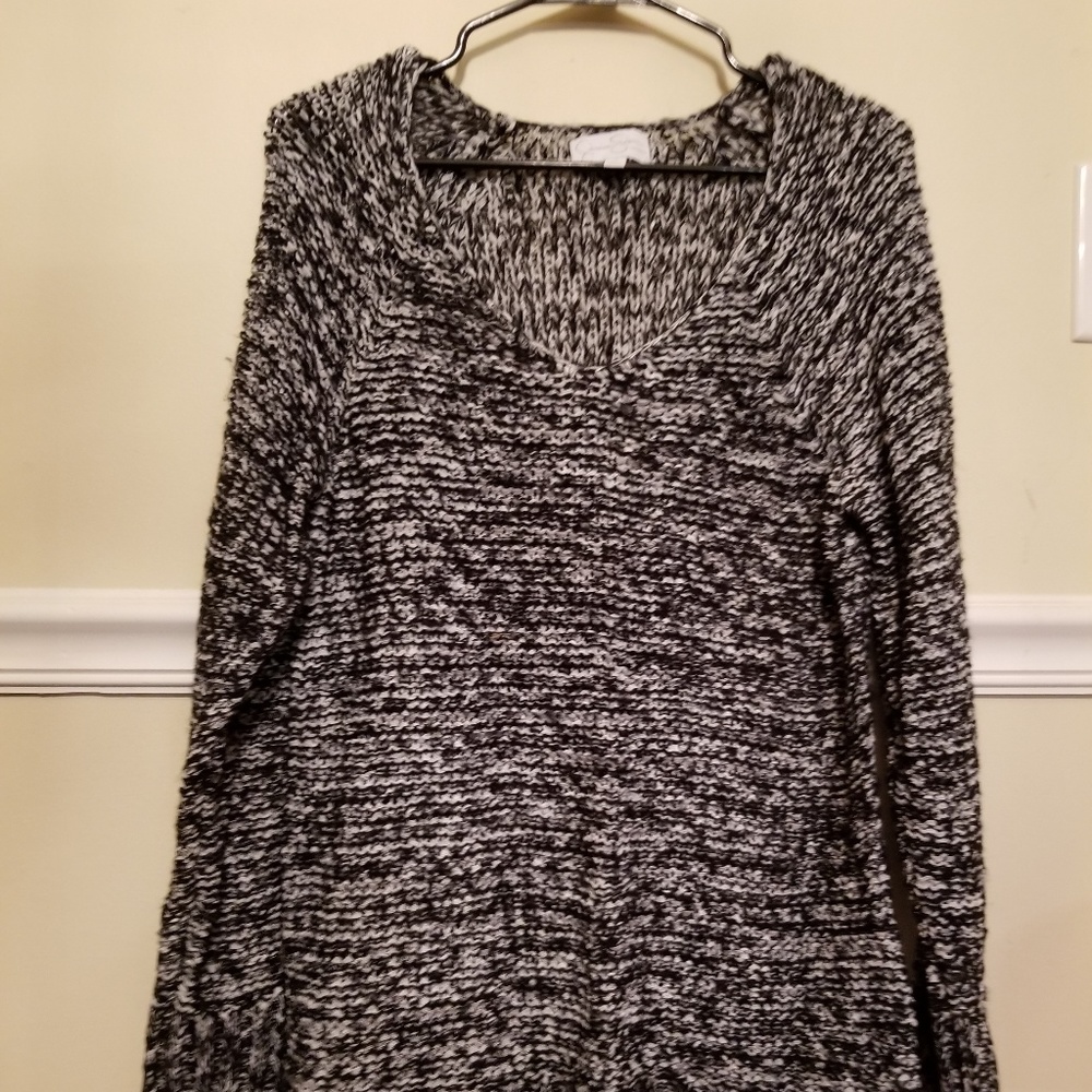 Jessica Simpson Maternity Black/White Sweater